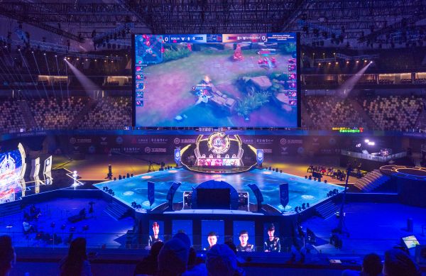 员备受期待 员备受期待