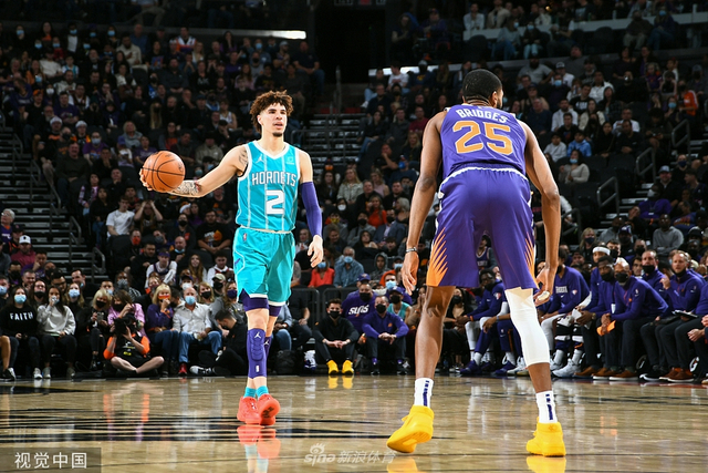 没有人应当 没有人应当